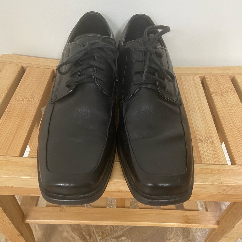 Kenneth Cole Reaction Bank Account Black Leather lace Oxfords